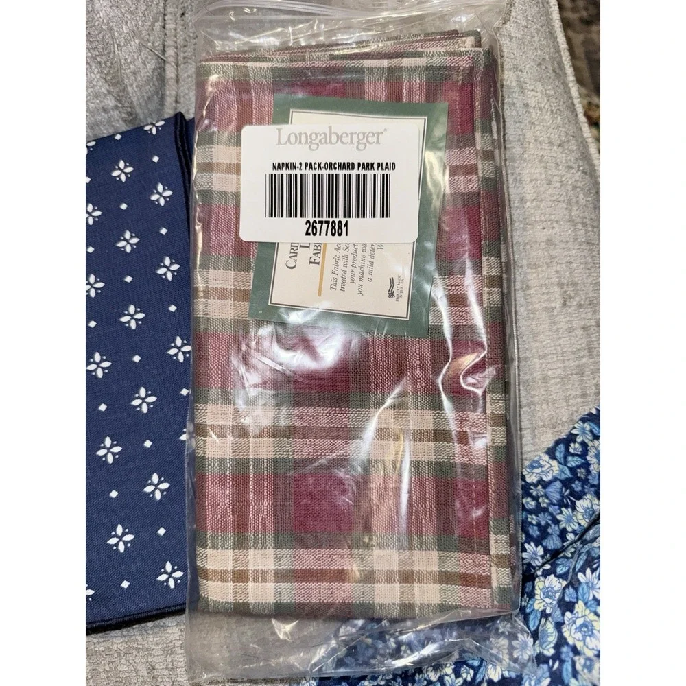 Longaberger 5 Napkins, Market Day Plaid, Green Heritage, Orchard Park Plaid